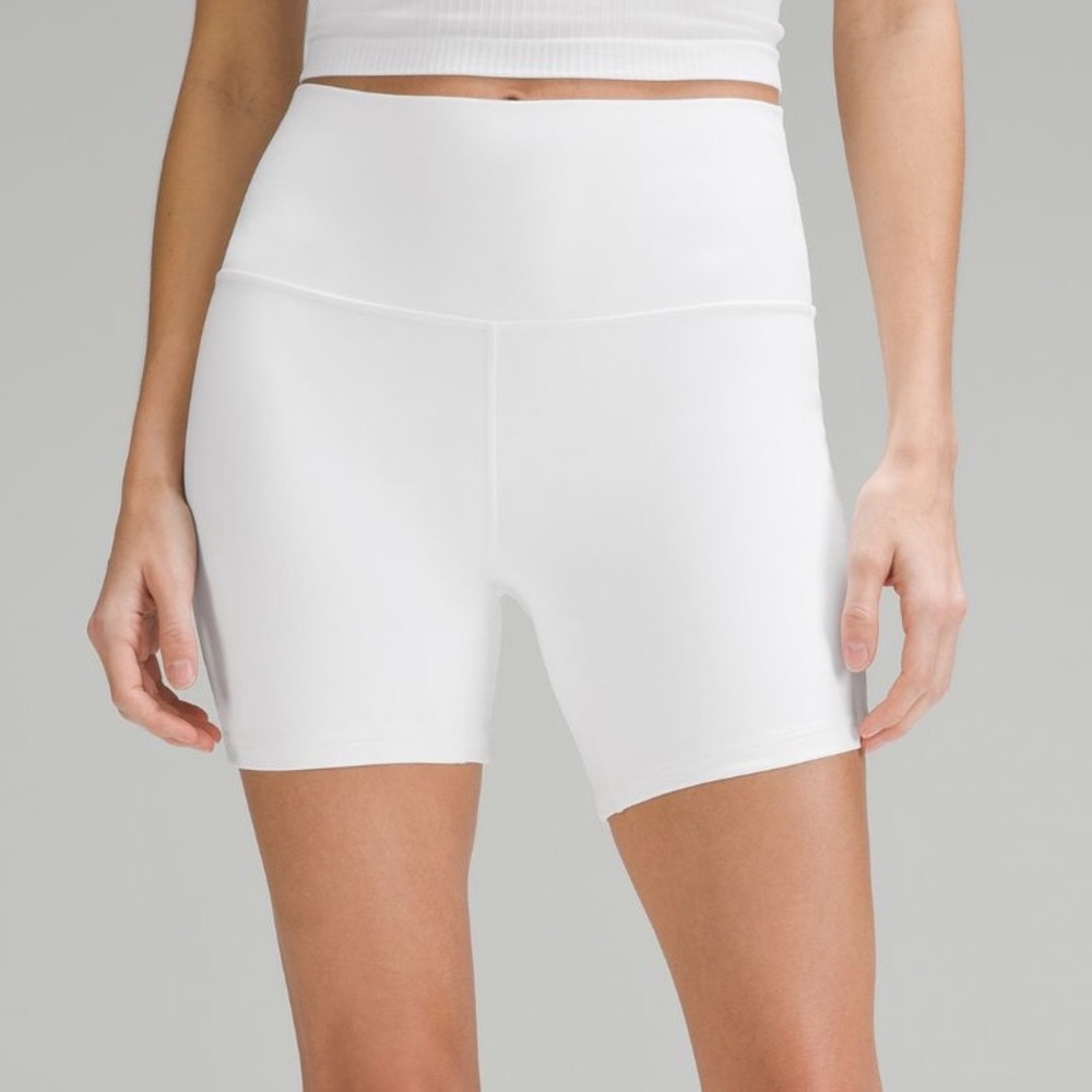 Lululemon High Rise White Align Shorts 6”